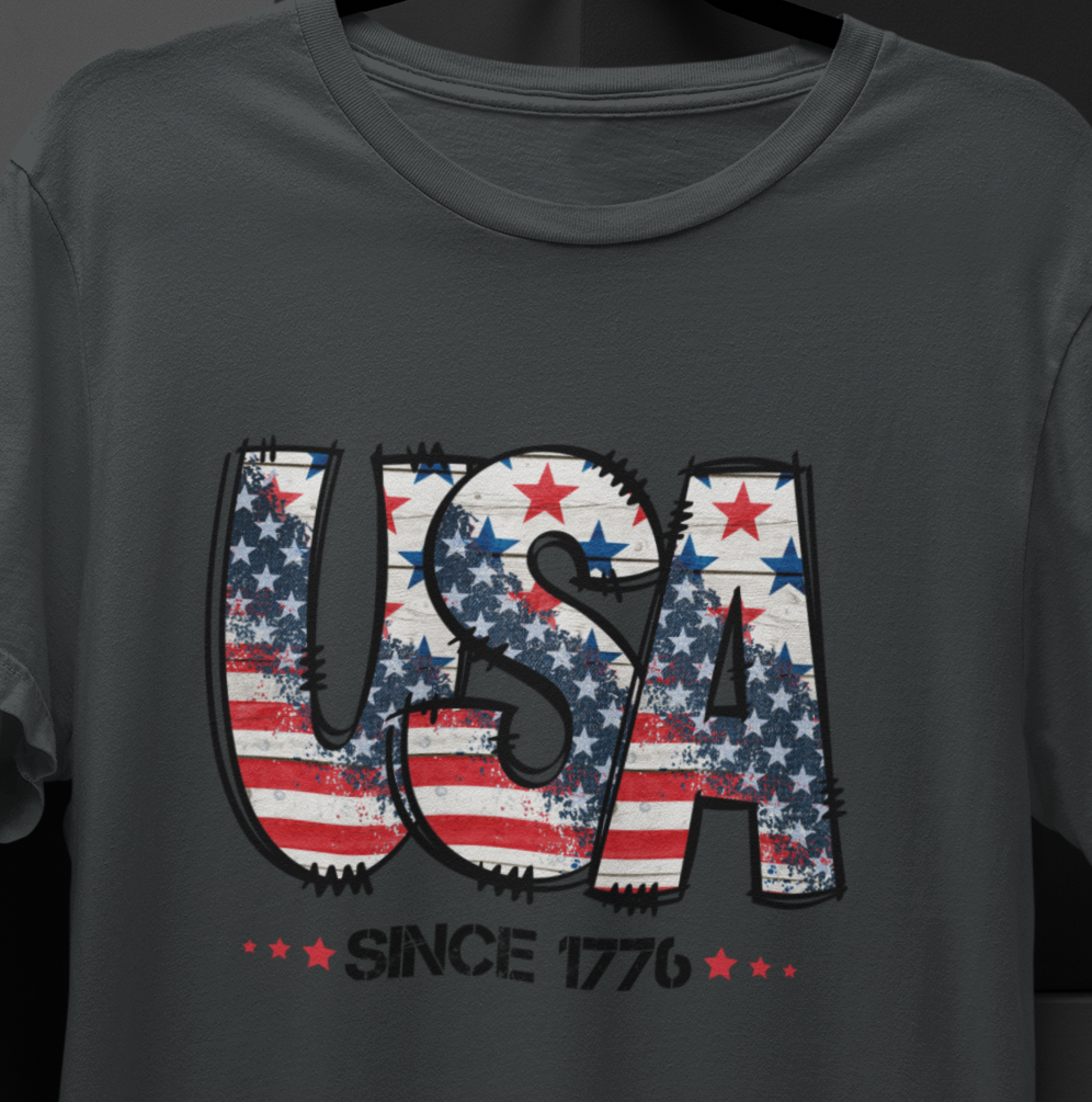 Colorful Patriotic USA  T-shirt