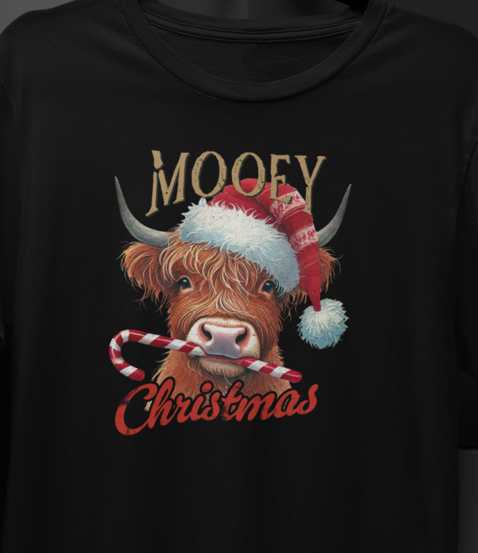 Highland Cow Mooey Christmas T-shirt Womenswear