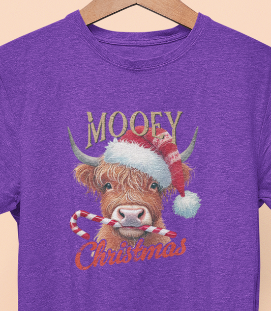 Highland Cow Mooey Christmas T-shirt Womenswear