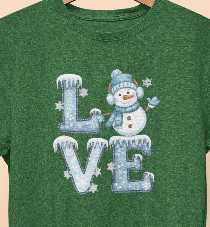 Winter Snowman LOVE T-shirt Womenswear