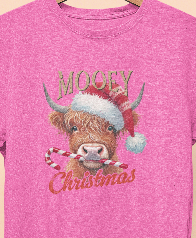 Highland Cow Mooey Christmas T-shirt Womenswear